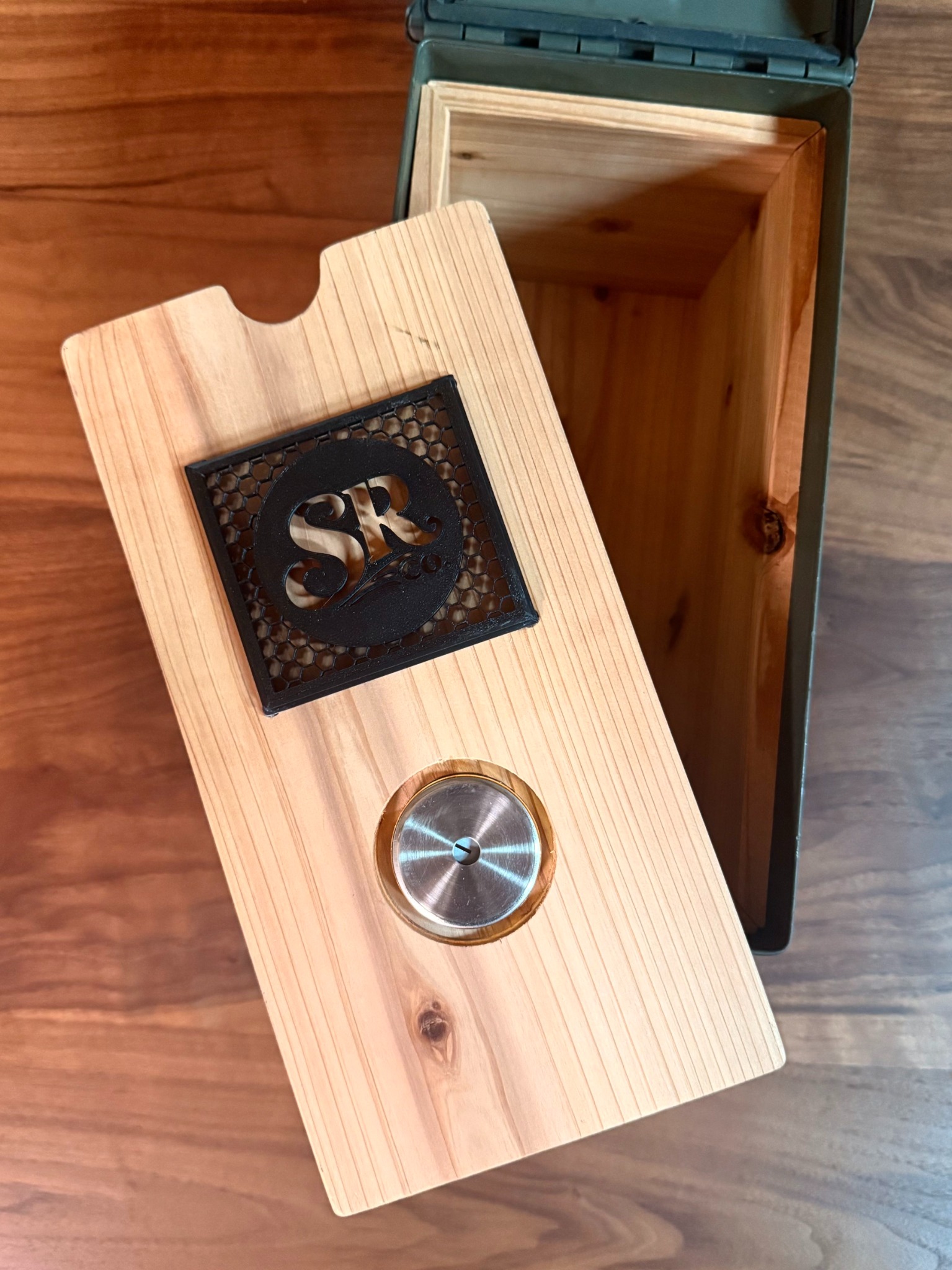 Smoky Ridge cedar lid detail with SR card holder